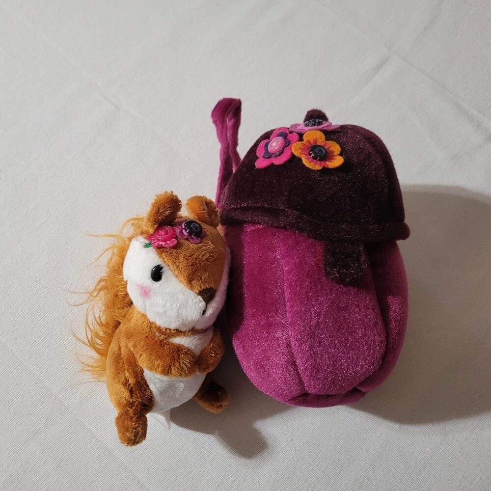Gymboree Berry Cute Used Acorn Squirrel Purse. Mixed Bin Z25